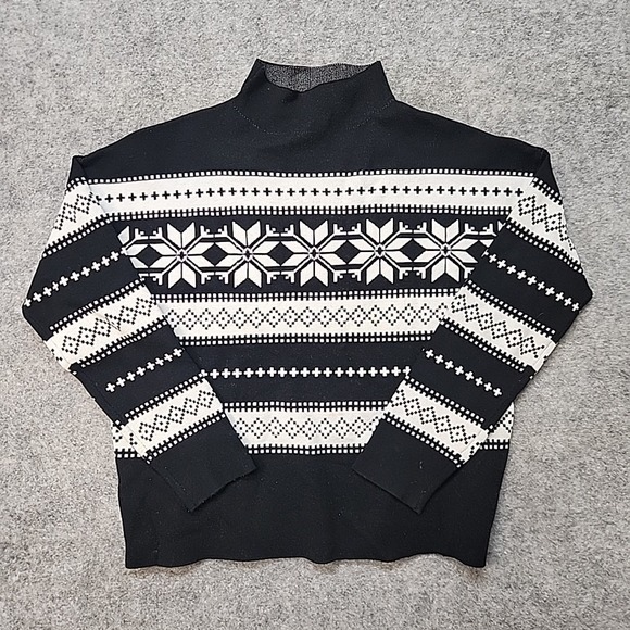 Nicole Miller Sweaters - Nicole Miller Black And White Turtleneck Sweater Size XL